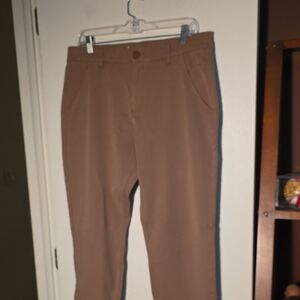 NWT Mugsy Tan Stretch Kahkis 34W x 32L Great Gift Ships Tomorrow!